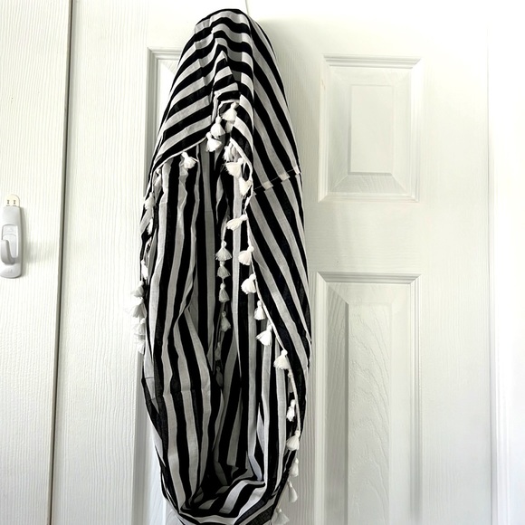 J Crew Striped Fringed Trimmed Infinity Scarf - Picture 4 of 7